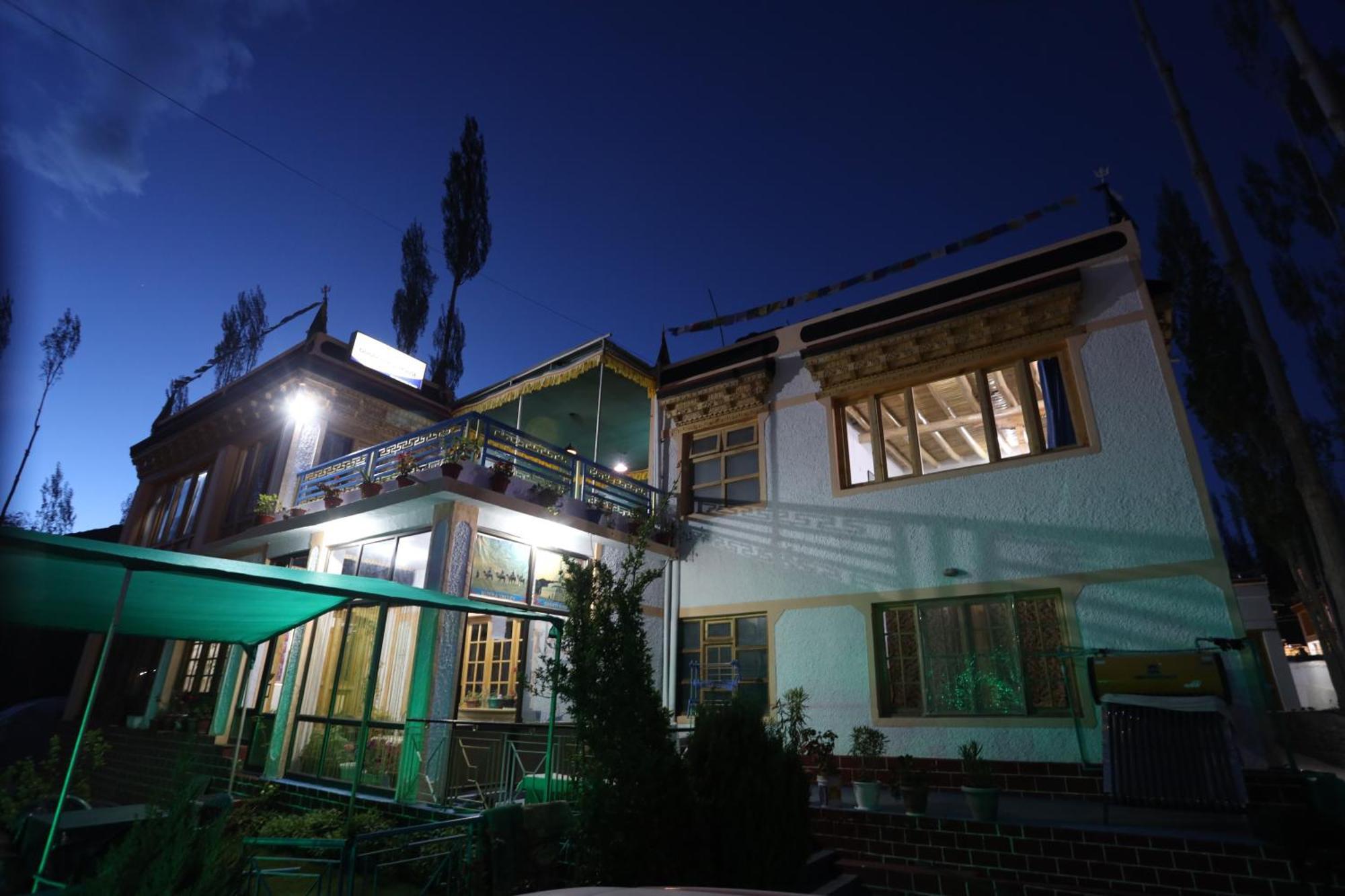 Odbar Guest House Best Guest House At Leh Ladakh Exterior photo