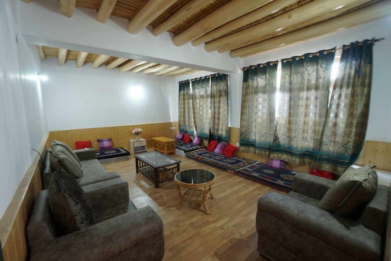 Odbar Guest House Best Guest House At Leh Ladakh Exterior photo